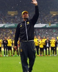  利物浦新帅首签曝光，德甲锋霸空降安菲尔德