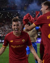  科隆新援前锋梅开二度，助球队逃离降级区  