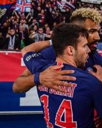  法甲弱旅爆冷，终结巴黎跨赛季不败  