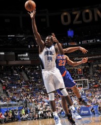  布伦森末节接管比赛，尼克斯险胜篮网  